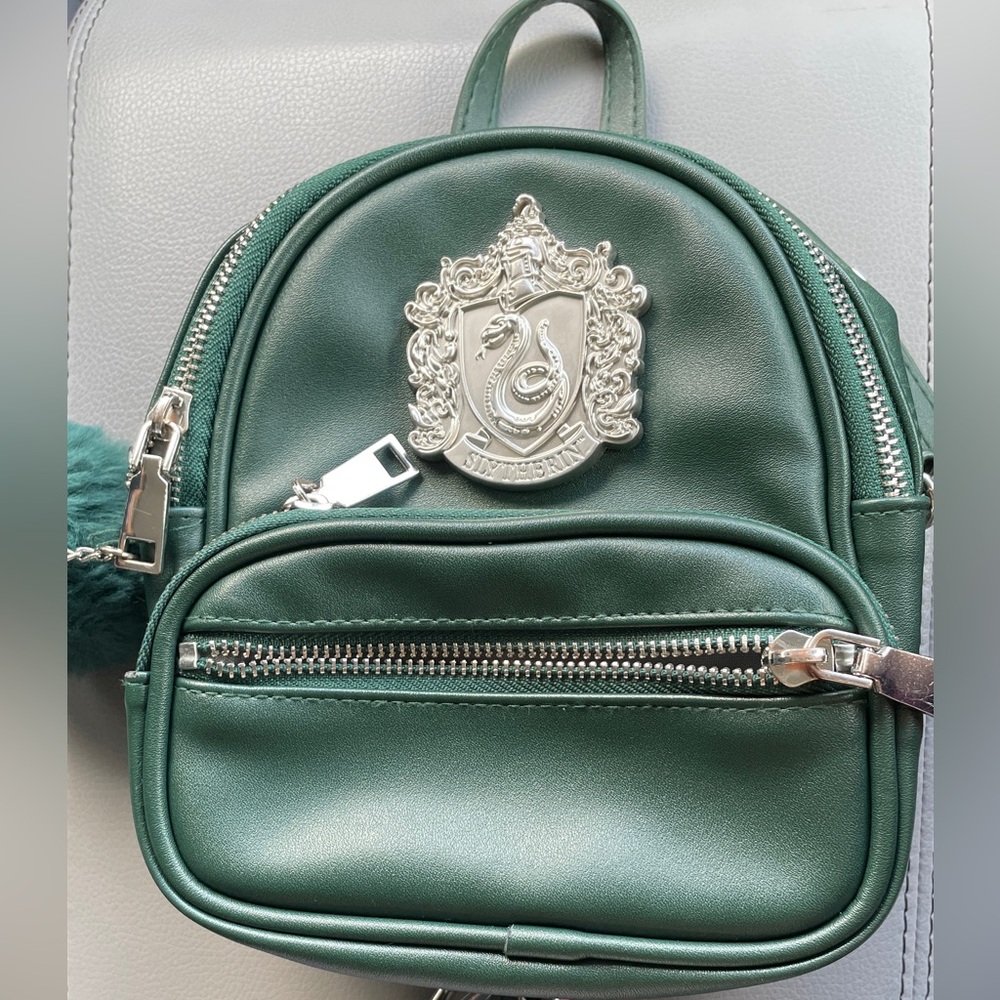 Harry Potter - Slytherin - mini backpack with convertible straps.